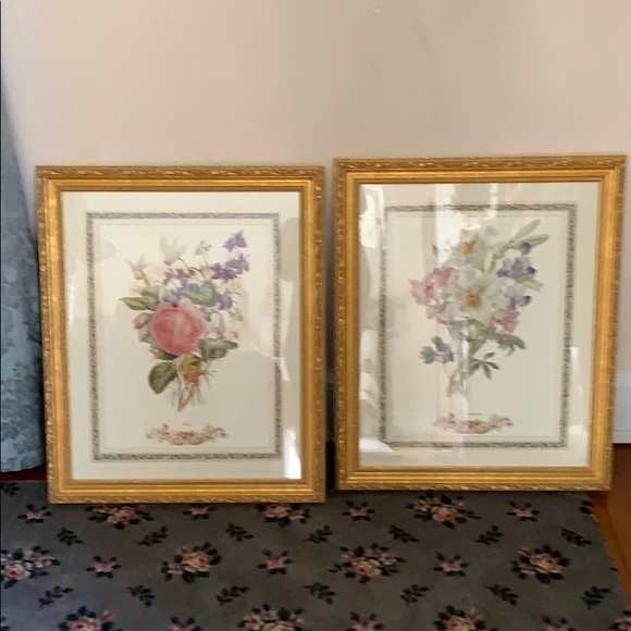 Pair of pictures. W23 x H28 1/2